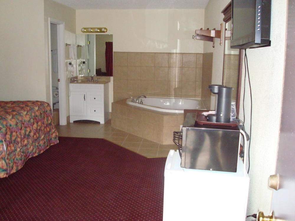 The Whispering Pines Motel- Whitestone White Stone Eksteriør billede