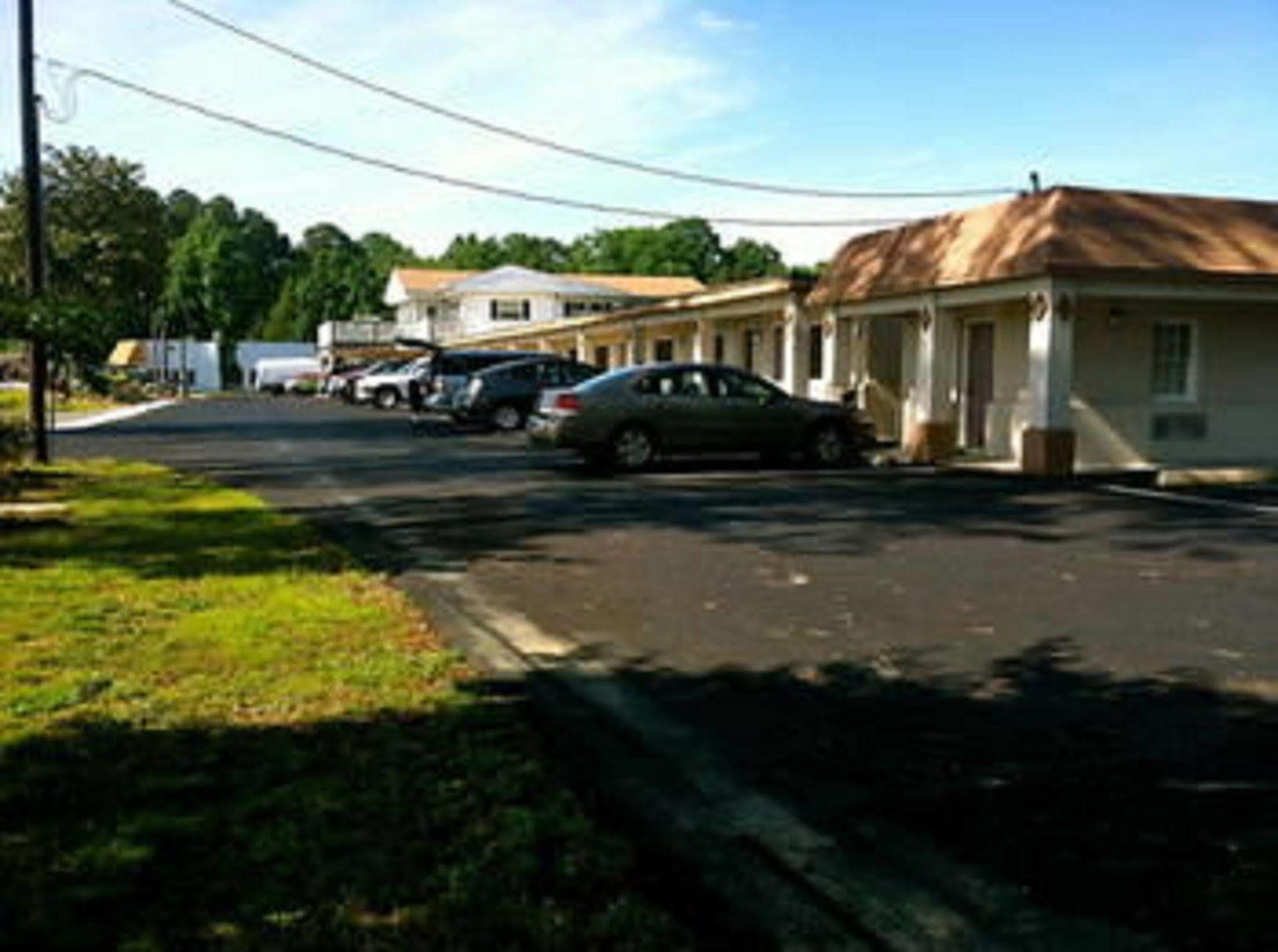 The Whispering Pines Motel- Whitestone White Stone Eksteriør billede